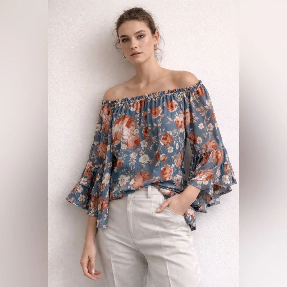 APT. 9 Boho Floral Peasant Top Off Shoulder Bell Sleeve Blue Rose Blouse Size M